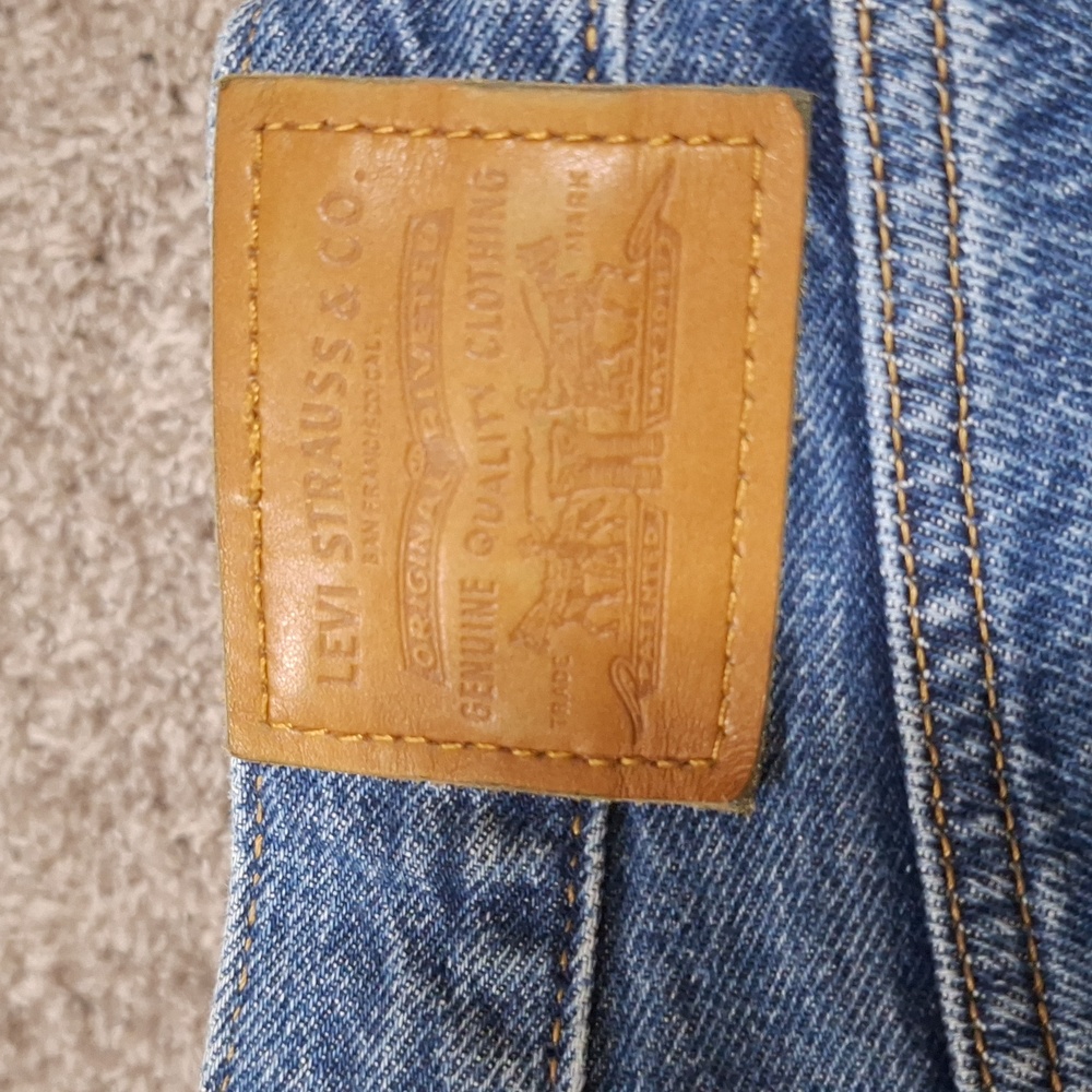 Flagship Store Levi's (Ribcage Wide Leg) - Picture 3 of 4